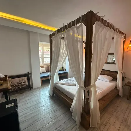 Hotel Yusuf Alaçatı *