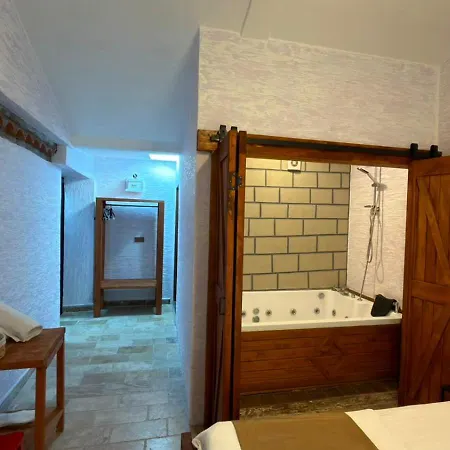 Hotel Yusuf Alaçatı *