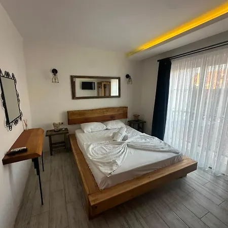Hotel Yusuf Alaçatı *